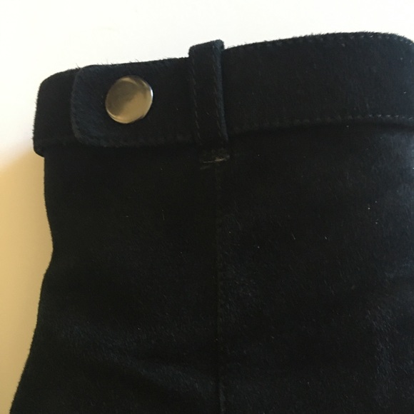 Pour la Victorie Suede Booties - Picture 3 of 7